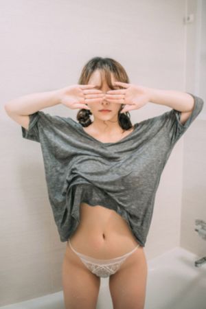女大学生的沙龙室hd_1080PHD在线观看