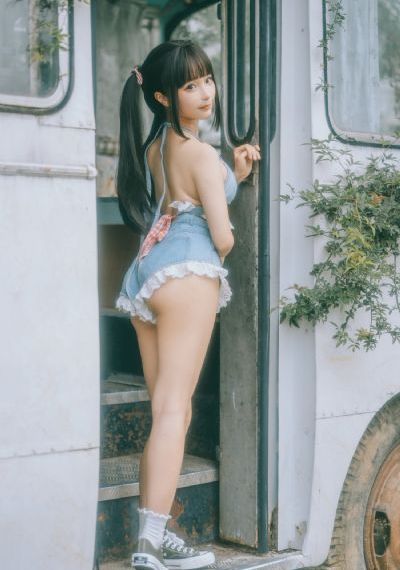 三年片动漫在线观看视频_4K超清免费观看